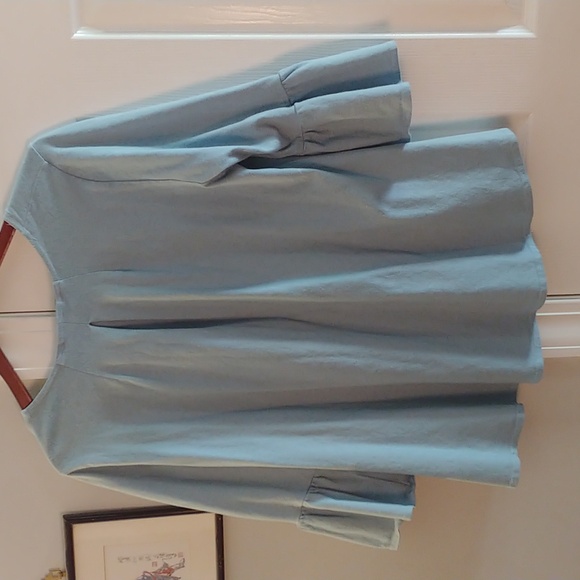 Easy Breezy Top - Picture 4 of 5